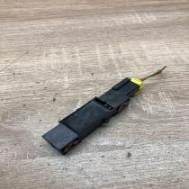 8622365   Airbag deployment crash/impact sensor Volvo V70