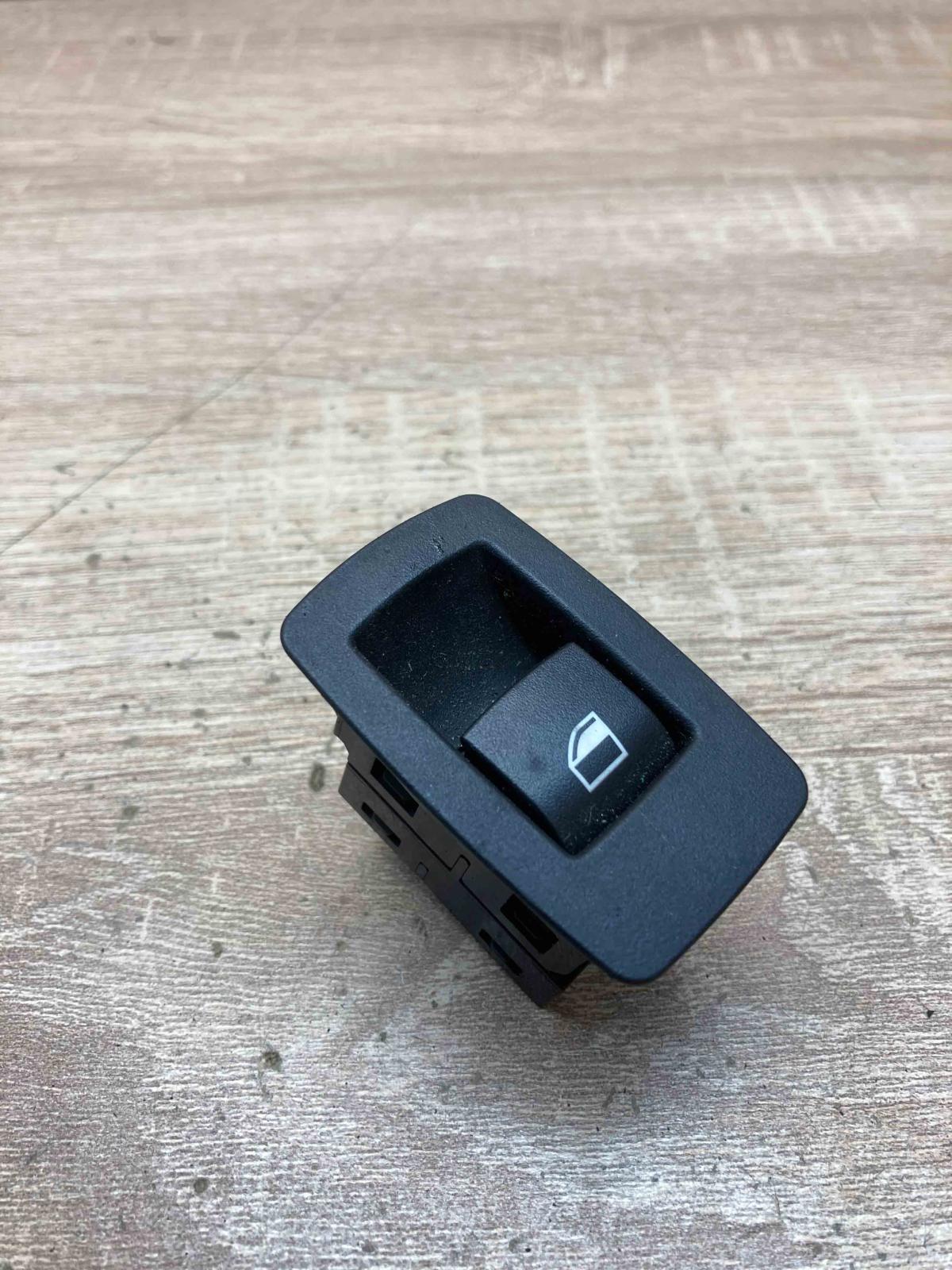 9208106   Electric window control switch BMW 3 F30 F35 F31