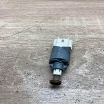 8200168238B   Brake pedal sensor switch Renault Kangoo II