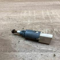 8200168238B   Brake pedal sensor switch Renault Kangoo II