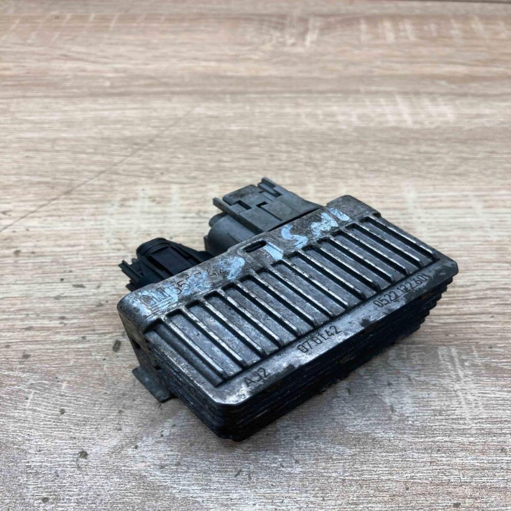 55574293   Glow plug pre-heat relay Opel Antara