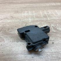 4B9962115B   Central locking motor Audi A6 S6 C5 4B