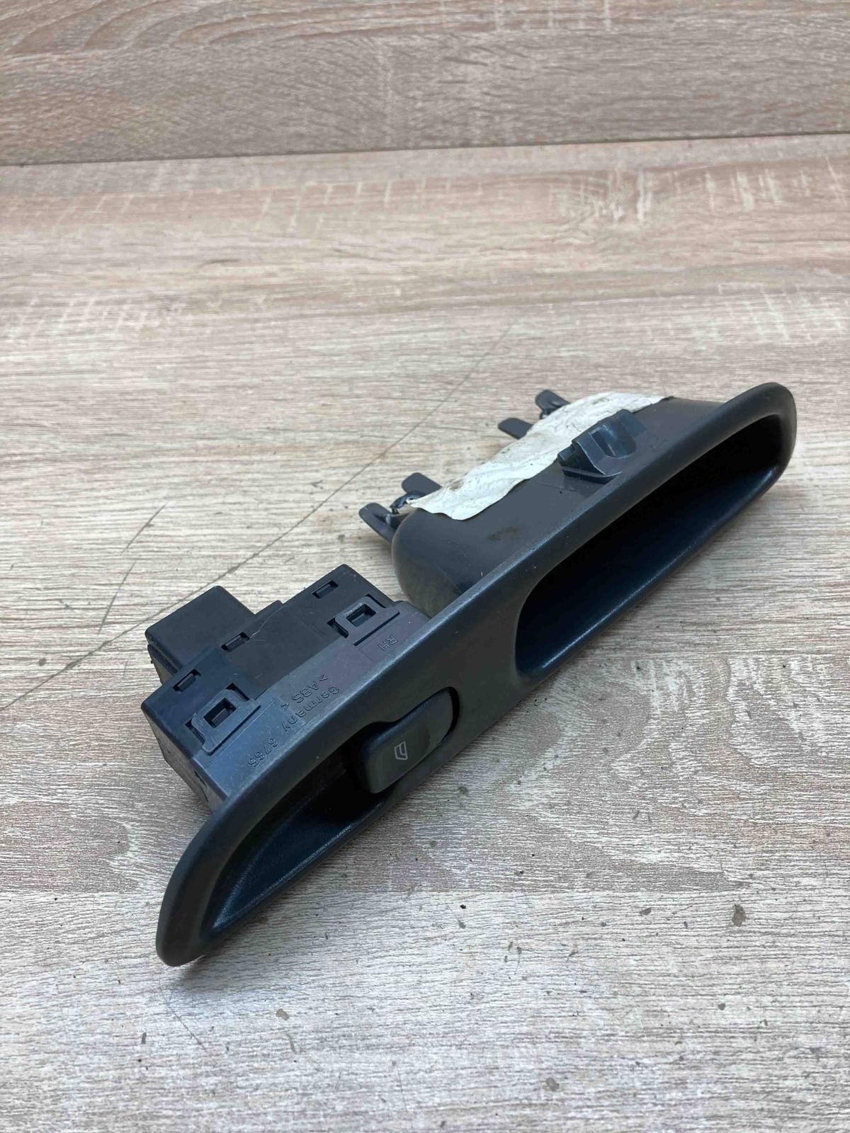 9472275 02W464  Electric window control switch Volvo V70