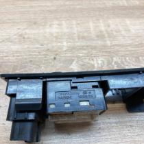 183575 37166  Wing mirror switch Toyota Avensis T250