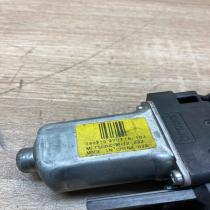 970715 101 WR12 292  Rear door window regulator motor Volvo S80