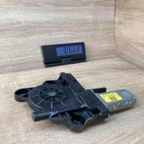 970714 101 WR12 290  Front door window regulator motor Volvo XC70