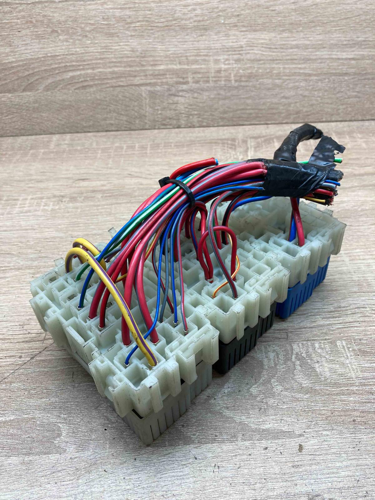 Volvo S80  Fuse box set Volvo S80