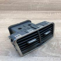 4F0819203B   Rear air vent grill Audi A6 S6 C6 4F