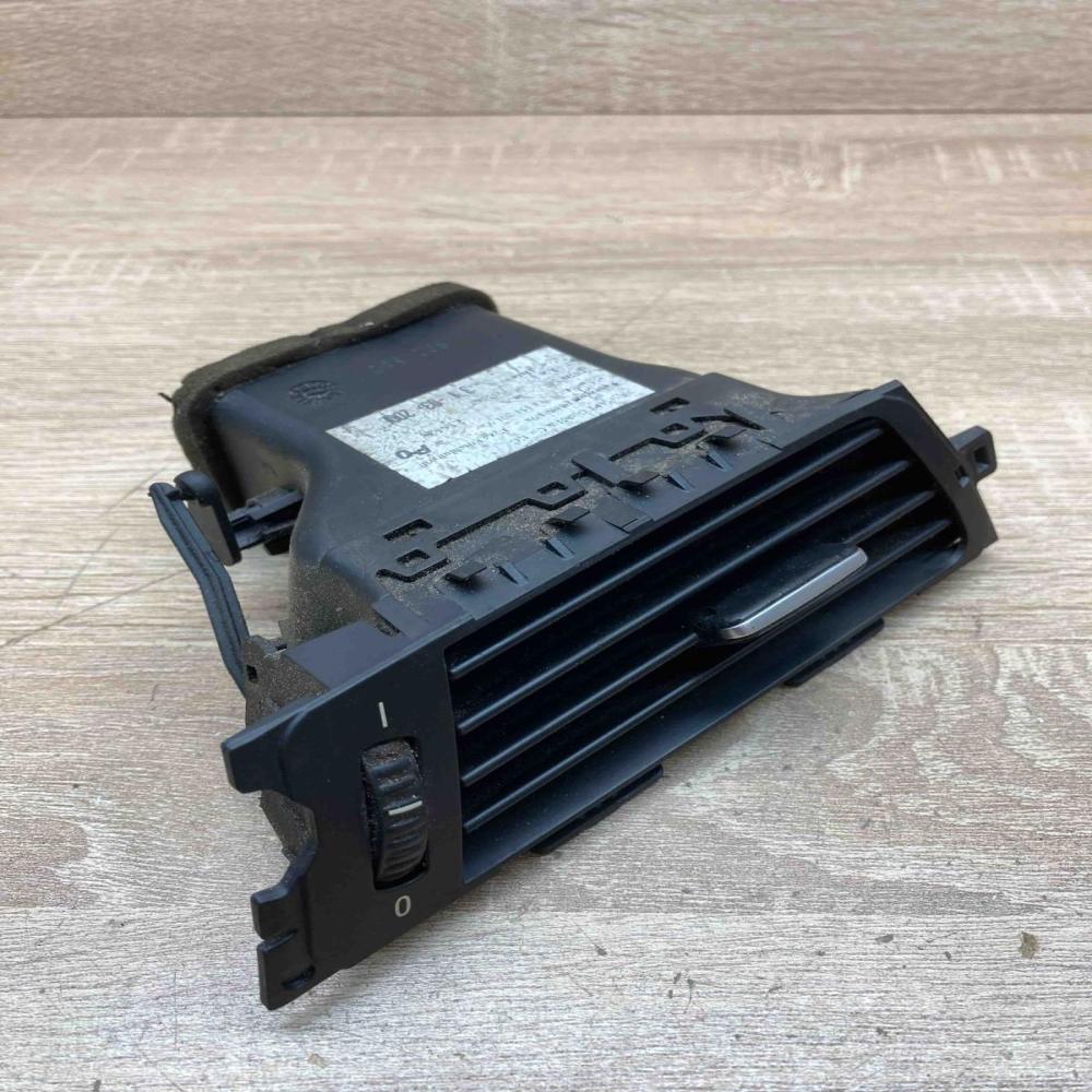 7151201 RHD  Dashboard side air vent grill/cover trim BMW 3 E90 E91