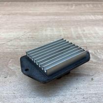 077800 0860   Heater blower motor/fan resistor Toyota Previa (XR30, XR40) II