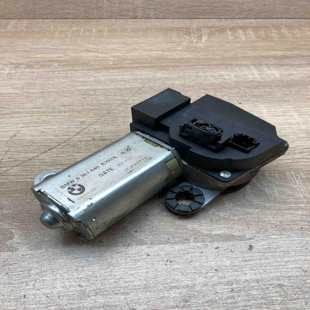 8361640  Rear Rear window wiper motor BMW 5 E39