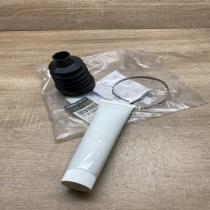 7701209884   Driveshaft inner CV joint boot Renault Laguna II