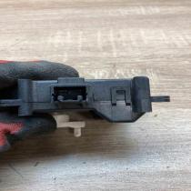 063700 8330   Air flap motor/actuator Toyota RAV 4 (XA20)