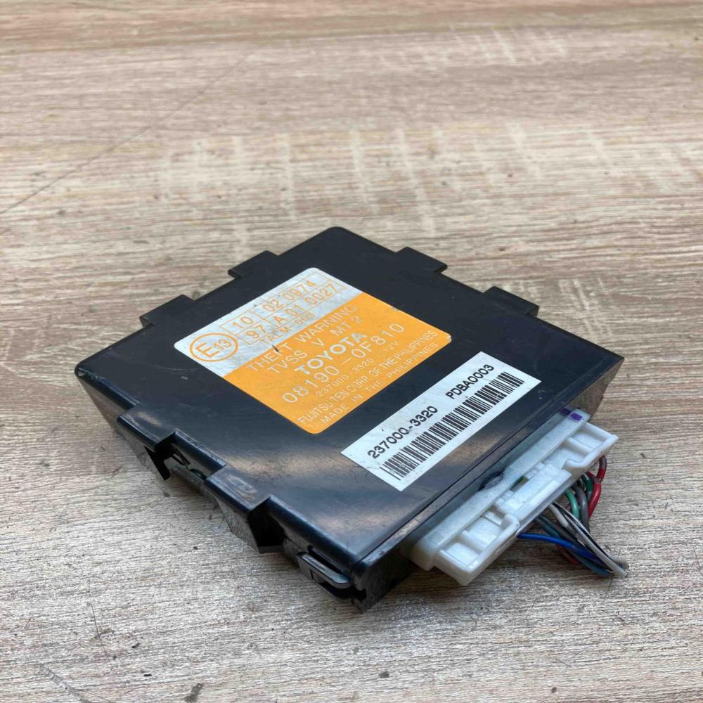 08190 0F810 237000 3320  Alarm control unit/module Toyota Corolla E140 E150