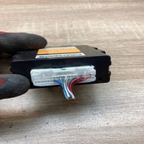 08190 0F810 237000 3320  Alarm control unit/module Toyota Corolla E140 E150