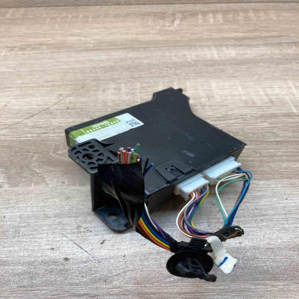 88650 12A90 177600 2733 With Plug Climate control unit Toyota Corolla E120 E130