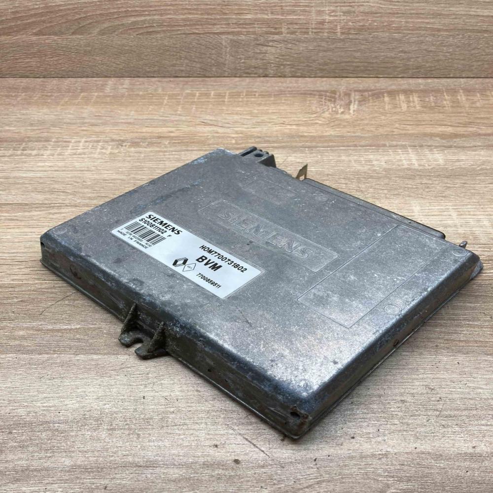 HOM7700731802 7700859511  Engine control unit/module ECU Renault 19