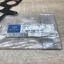 A6280980580   Intake manifold Mercedes-Benz ML W163