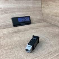 153337 837 1D33  Windscreen/window heater switch Toyota Avensis T250