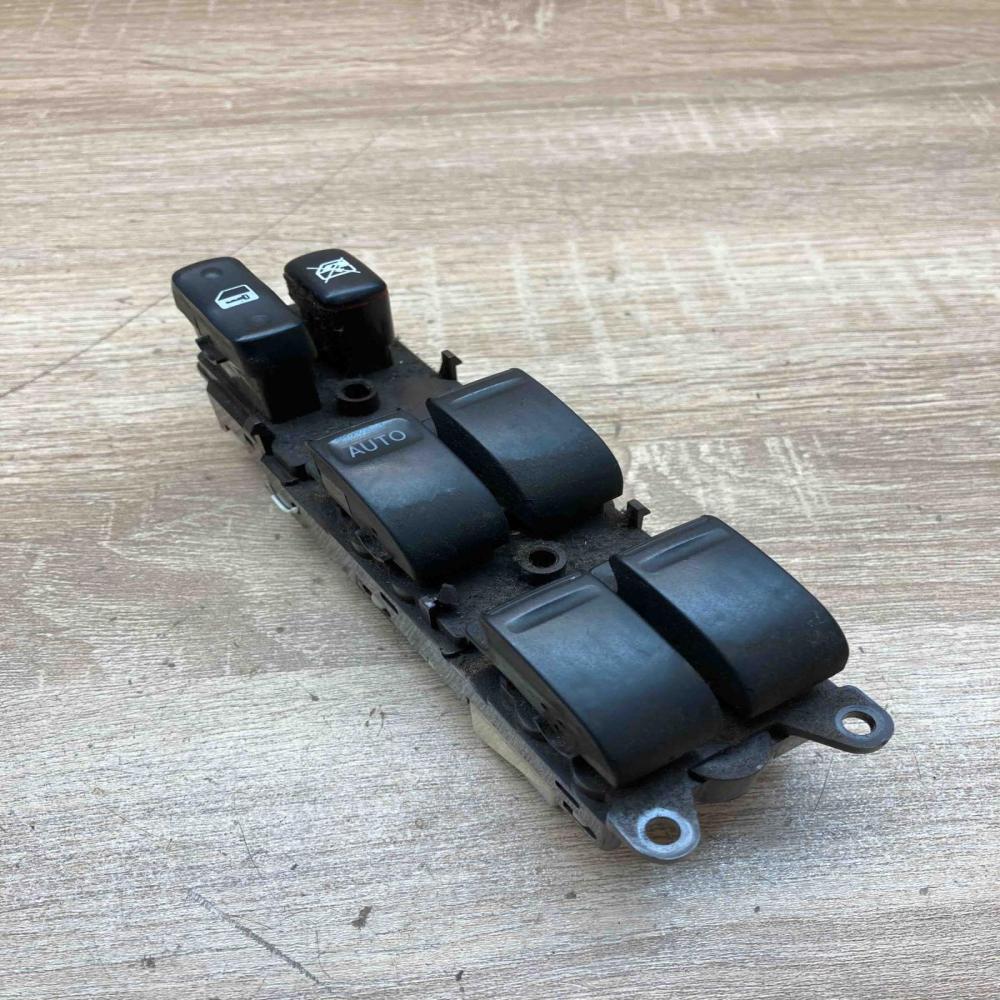 84040 28031   Electric window control switch Toyota Previa (XR30, XR40) II