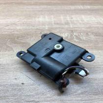 3K010 30840   Air flap motor/actuator Nissan Qashqai+2