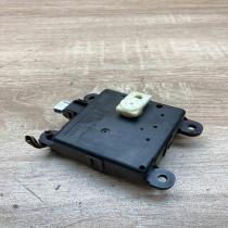 3K010 30840   Air flap motor/actuator Nissan Qashqai+2