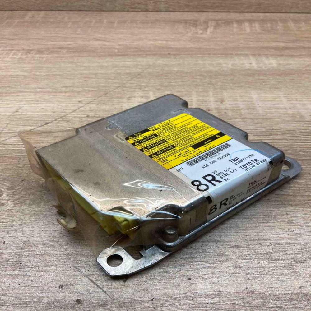 89170 0F080 216877 104  Airbag control unit/module Toyota Land Cruiser (J100)