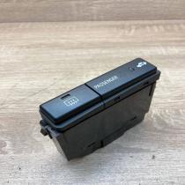 84790 05130 C 03W16E  Windscreen/window heater switch Toyota Avensis T250