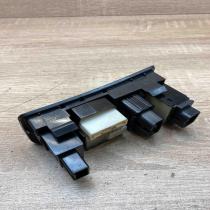 183575 777669  Wing mirror switch Toyota Avensis T250