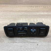 183575 777669  Wing mirror switch Toyota Avensis T250
