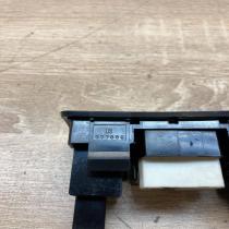 183575 777669  Wing mirror switch Toyota Avensis T250