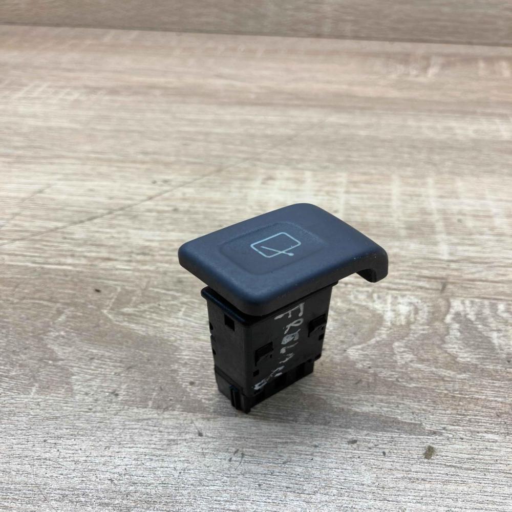 YUG102230KML 03035004  Wiper switch Land Rover Freelander