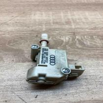 4E0810773A   Fuel tank cap lock motor Audi A8 S8 D3 4E
