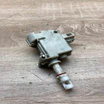 4E0810773A   Fuel tank cap lock motor Audi A8 S8 D3 4E