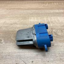 7L0907521   Heater blower motor/fan resistor Volkswagen Touareg I