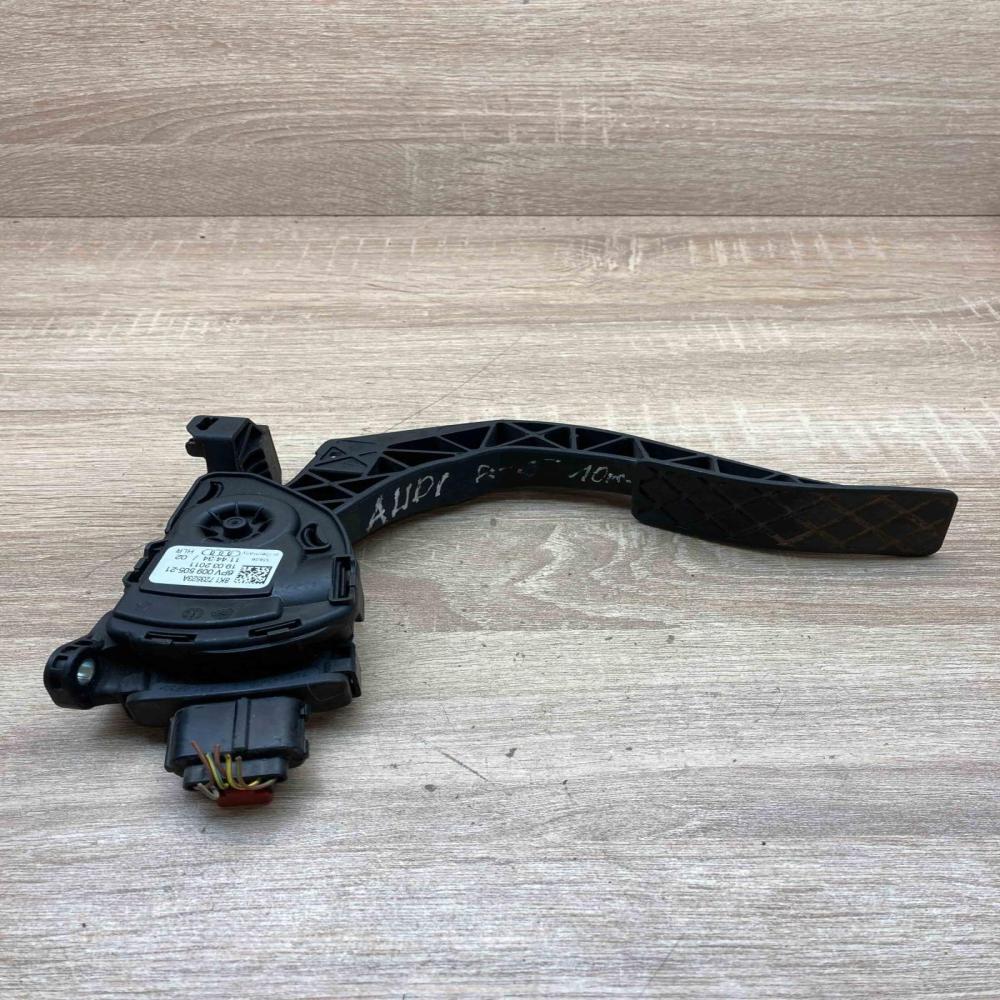 8K1723523A 6PV009505 21  Accelerator throttle pedal Audi Q5 SQ5