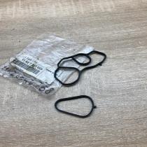 7557009   Oil filter mounting bracket Mini Cooper Roadster R59
