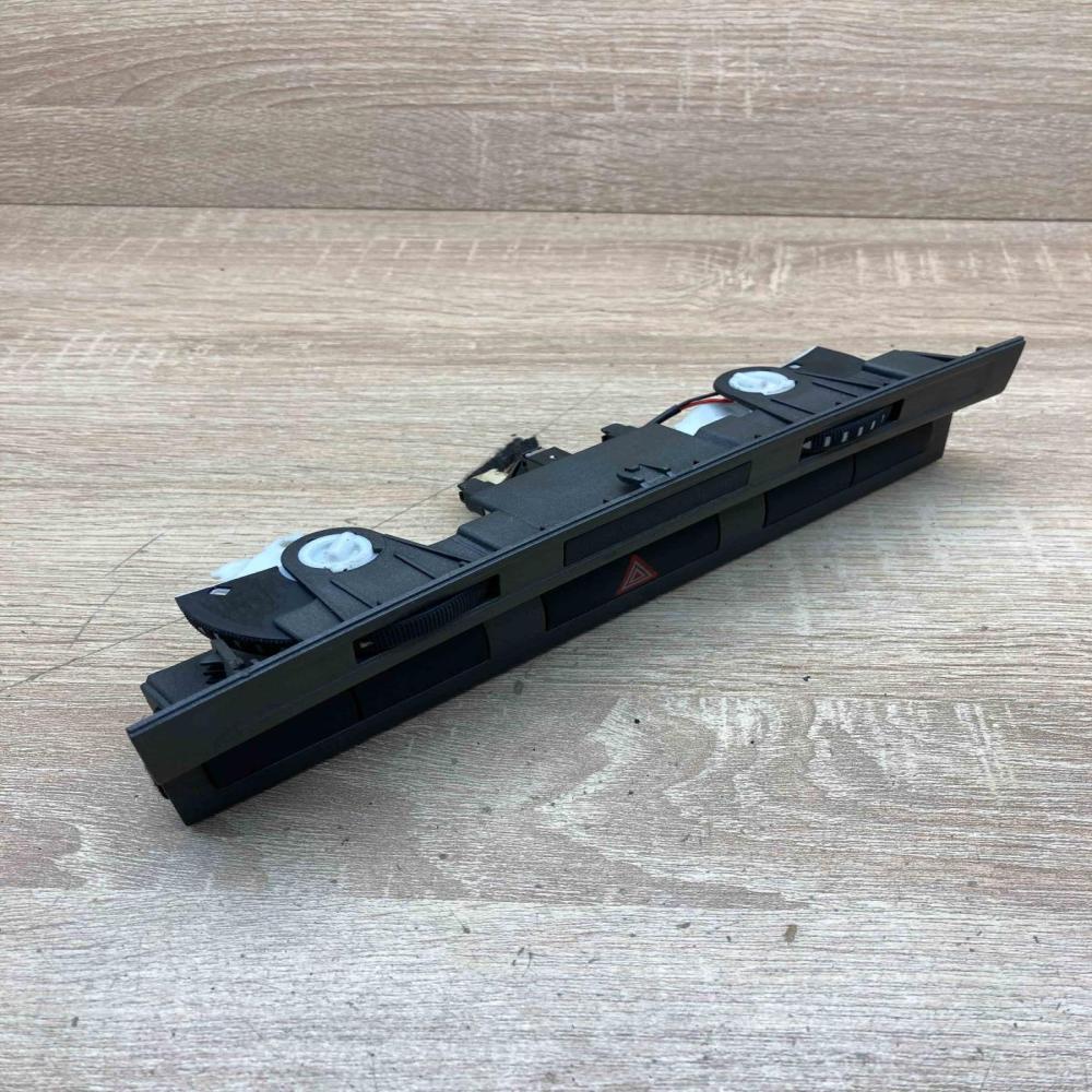 4F0941509  With Plastic Trim Hazard light switch Audi A6 S6 C6 4F