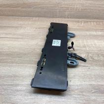 A2218207989   Aerial antenna amplifier Mercedes-Benz S W221