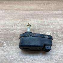 91AG 13K198 AA 0307851304  Headlight level adjustment motor Ford Escort