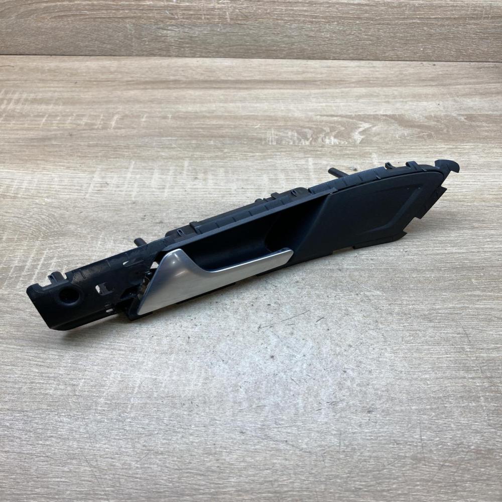 5G2837113 491046001 LH Front door interior handle Volkswagen Golf VII