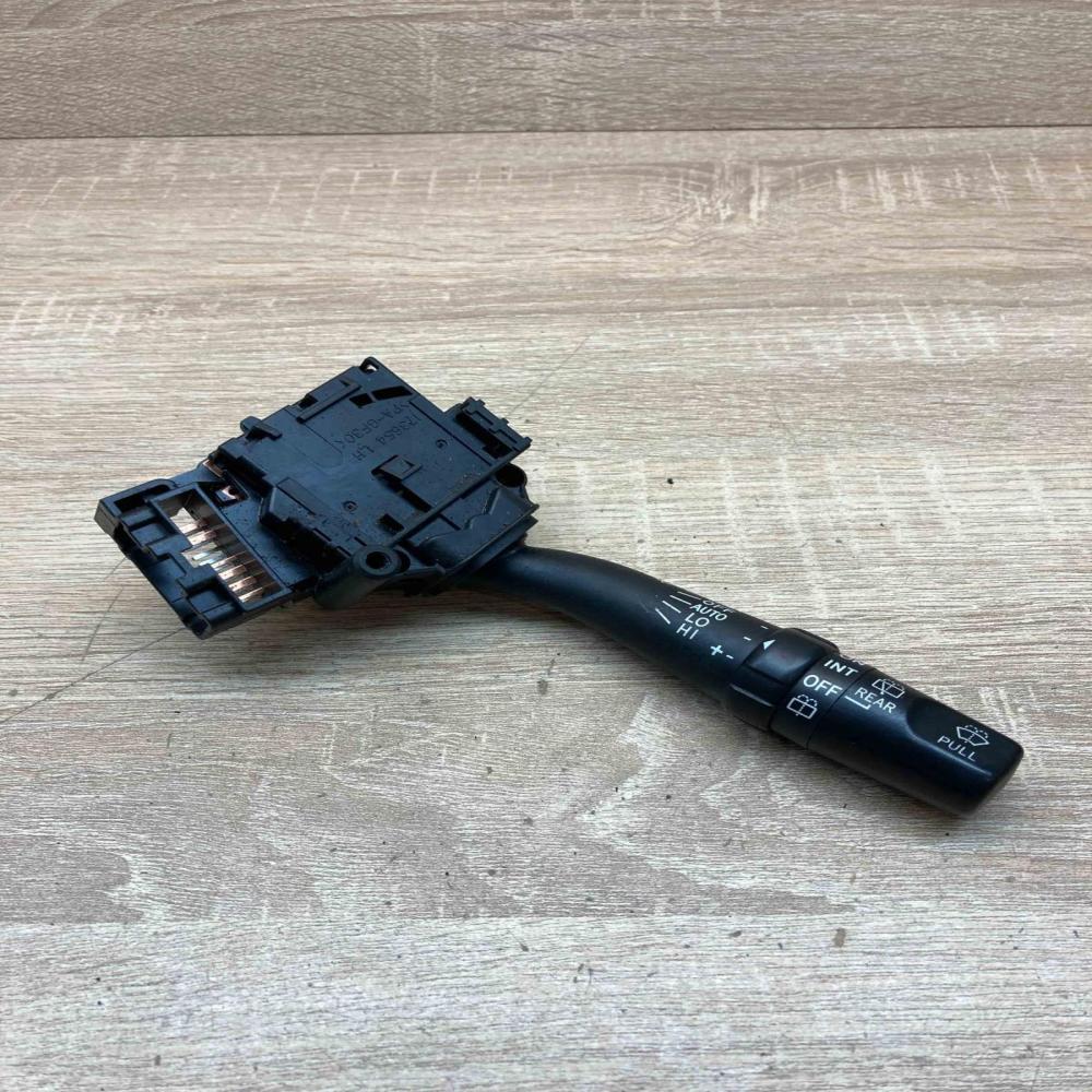 84652 05170 173821 L99 Wiper control stalk Toyota Avensis T250