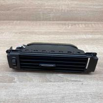 30676293 30755180  Dash center air vent grill Volvo S80
