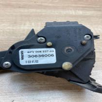 30636006 6PV008537 03  Accelerator throttle pedal Volvo S60