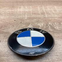 8132375   Manufacturer badge logo/emblem BMW 5 E60 E61