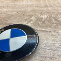 8132375   Manufacturer badge logo/emblem BMW 5 E60 E61