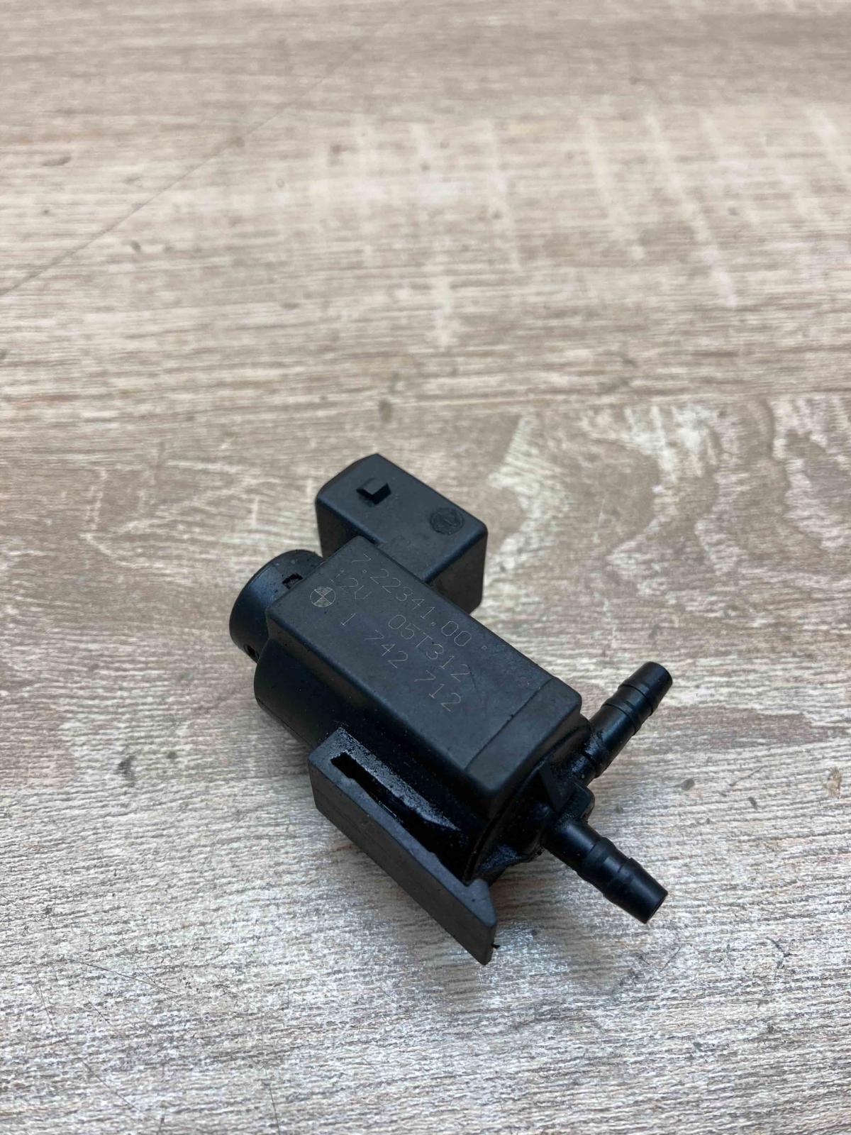 1742712   Turbo solenoid valve BMW 3 E46