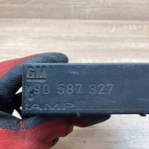 90587327   Fuse box cover Opel Astra F