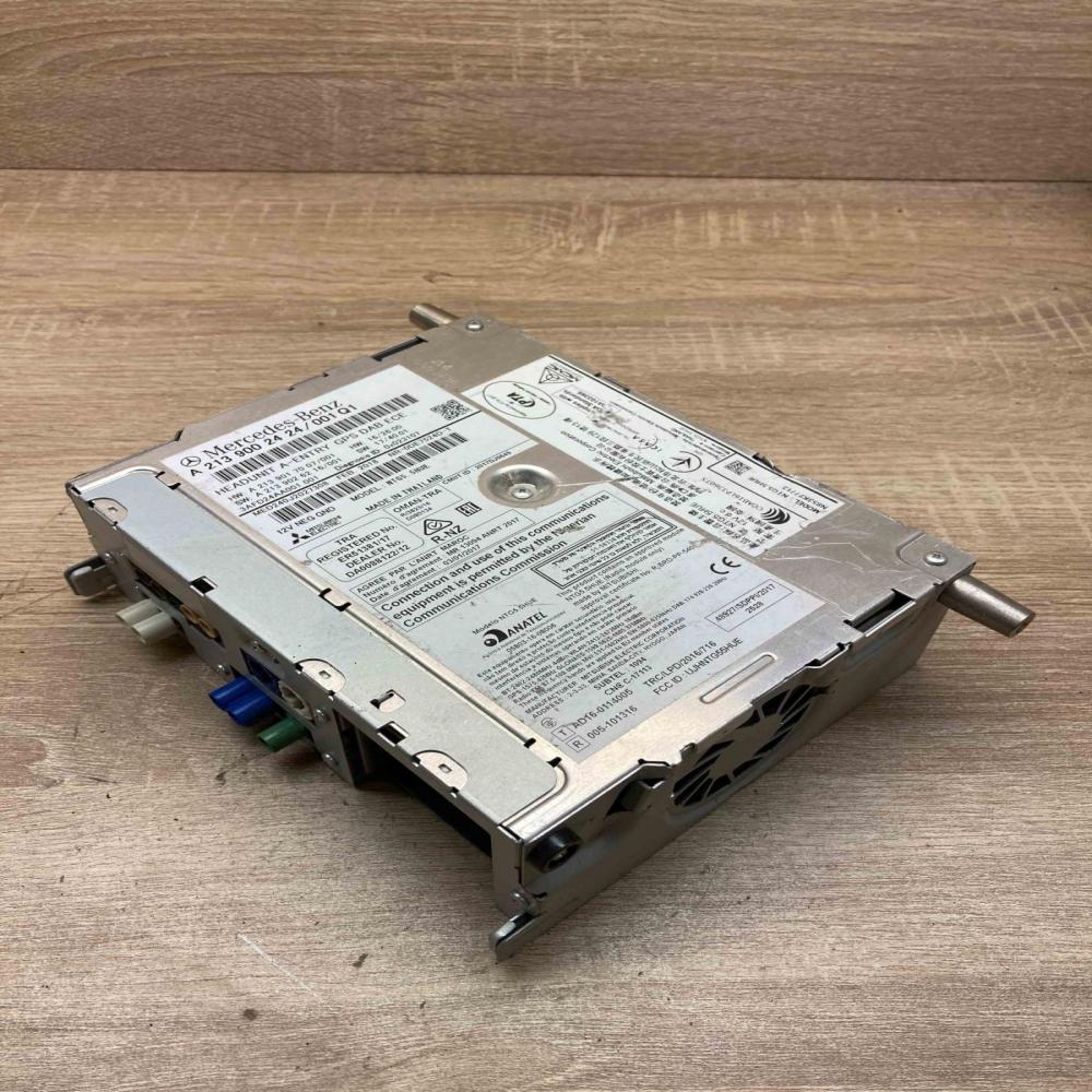 A2139002424   Radio/CD/DVD/GPS head unit Mercedes-Benz E W213