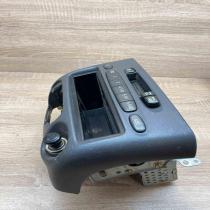 86120 52020 P8309713  Radio/CD/DVD/GPS head unit Toyota Yaris